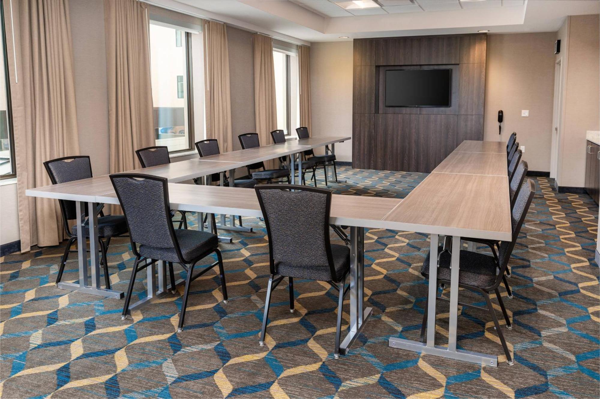 Residence Inn By Marriott Grand Rapids Downtown Экстерьер фото