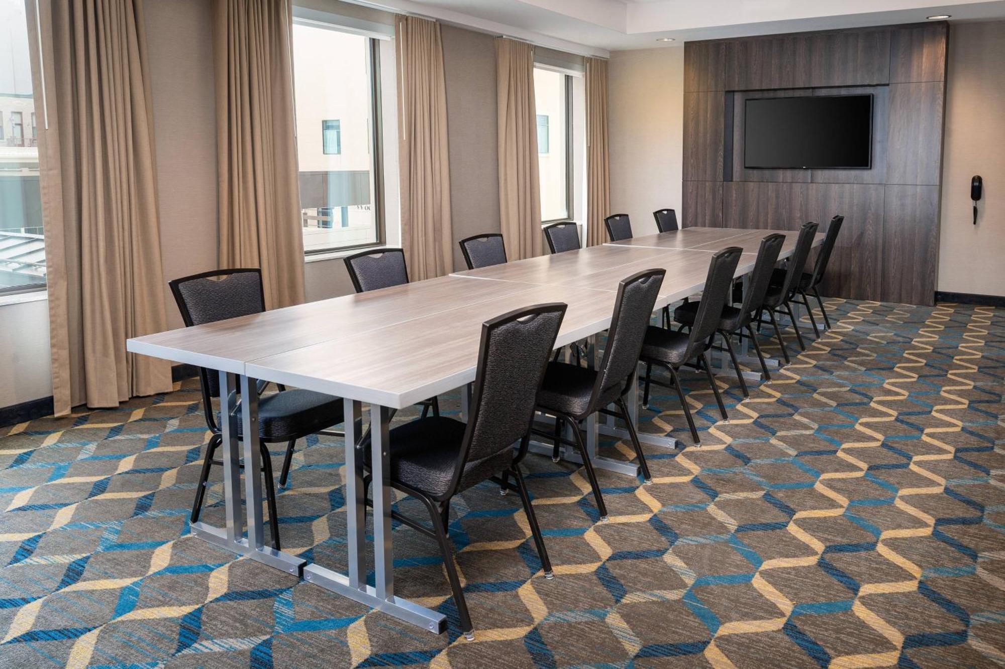 Residence Inn By Marriott Grand Rapids Downtown Экстерьер фото