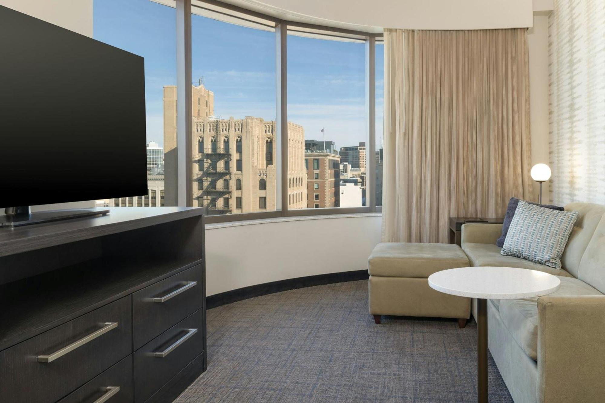 Residence Inn By Marriott Grand Rapids Downtown Экстерьер фото