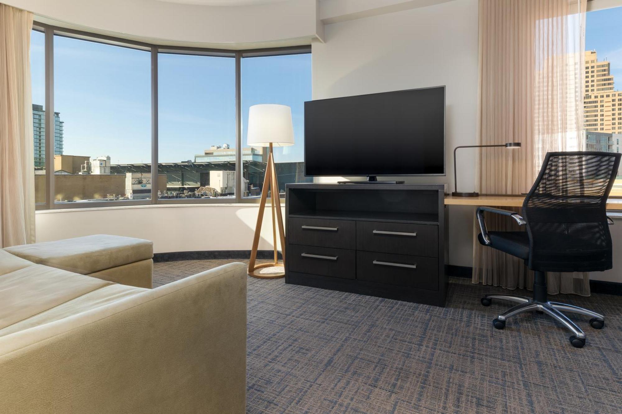 Residence Inn By Marriott Grand Rapids Downtown Экстерьер фото