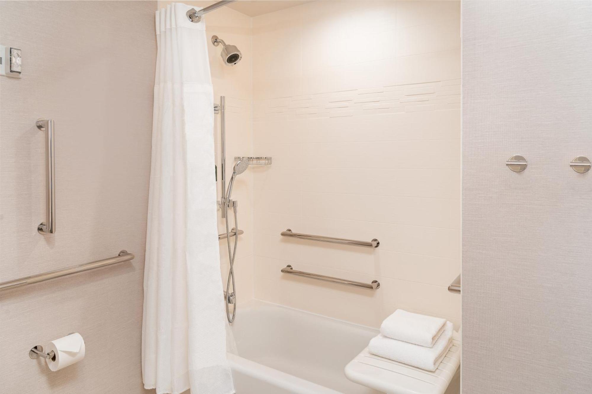 Residence Inn By Marriott Grand Rapids Downtown Экстерьер фото